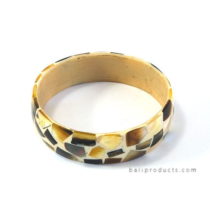 Pen Shell Bangle Brown