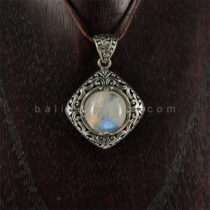 Pendant Wajik Motif Permata Pelangi