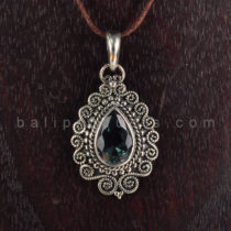Pendant Bentuk Embun Motif Flower Diamond Cut Biru